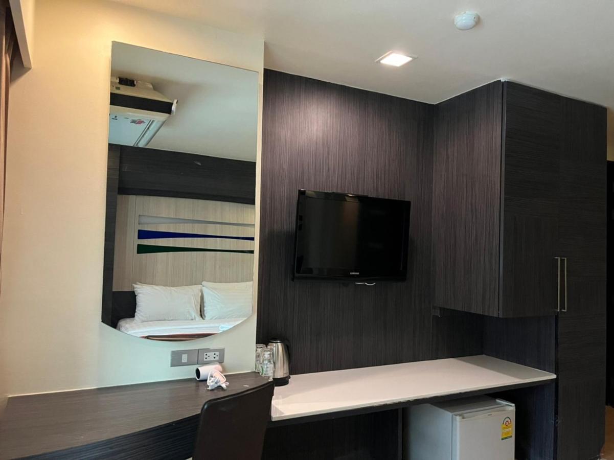 Orion Rooms Sukhumvit 11 Bangkok Ngoại thất bức ảnh